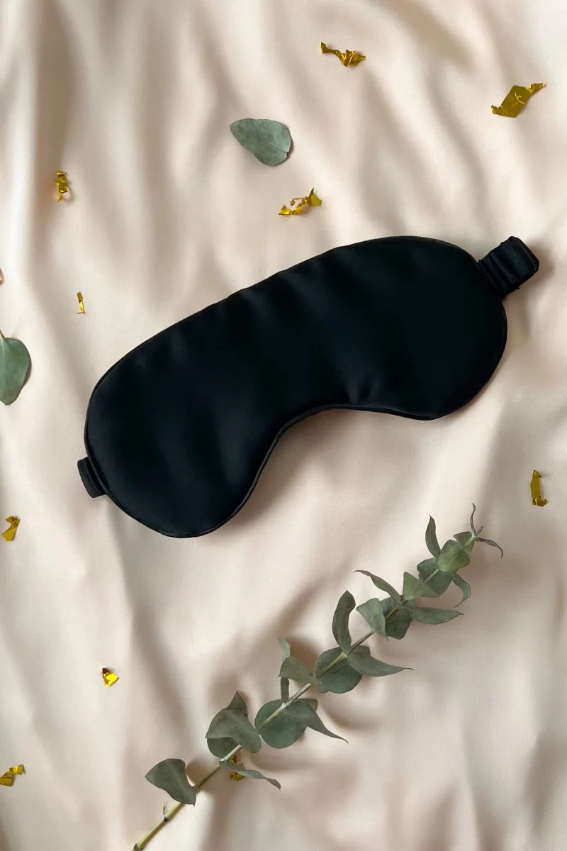 Изображение товара Маска для сна в чёрном цвете