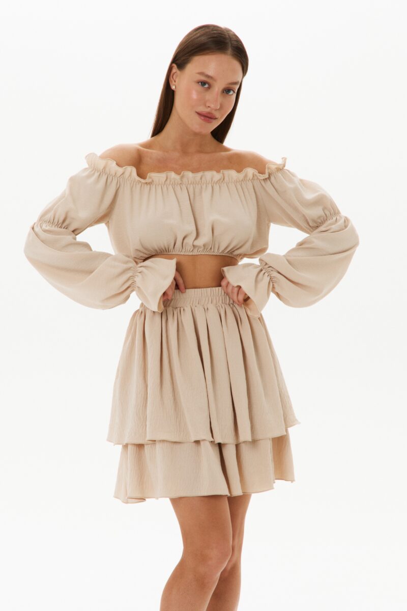 Изображение товара Set with skirt «Romantic» в бежевом цвете