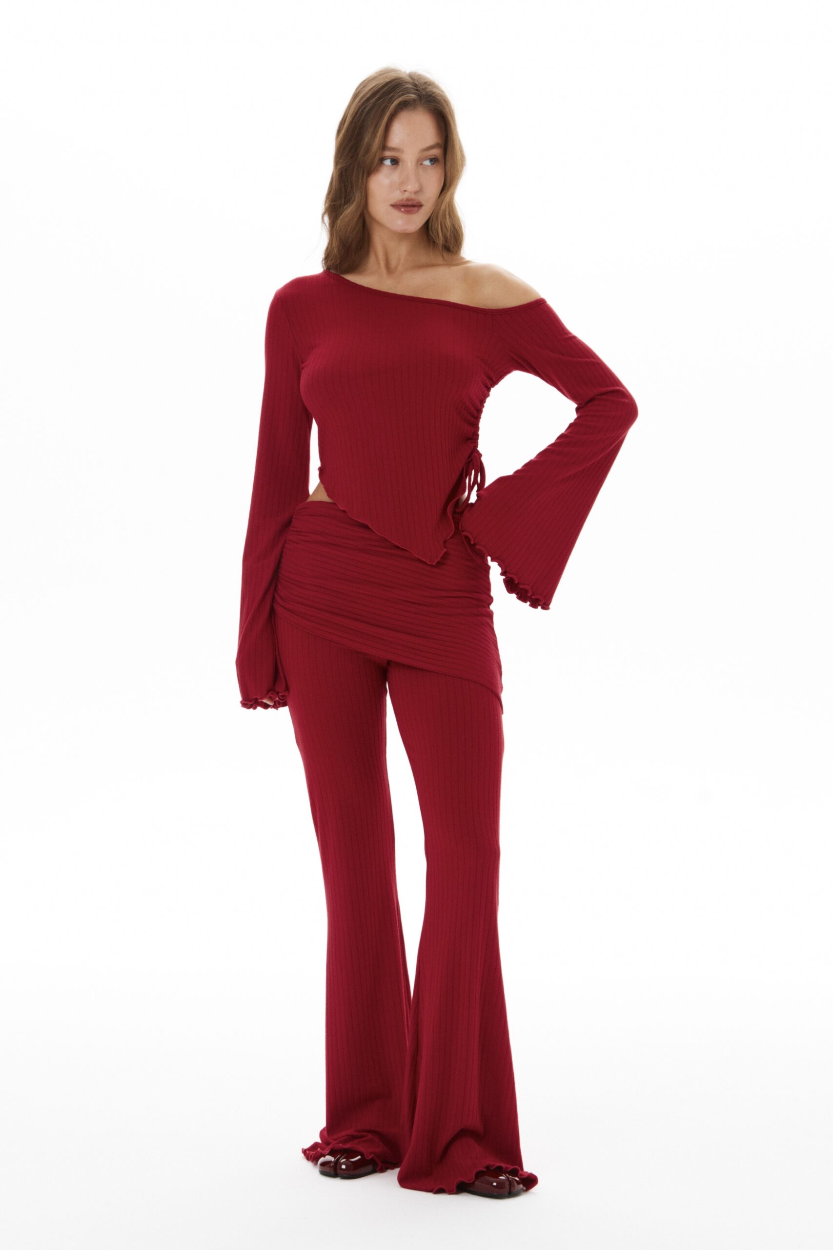 Костюм «Peach set» (кофта и брюки с поясом) в цвете бордо